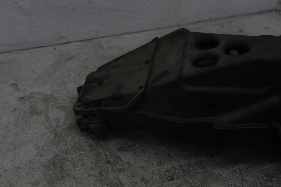 05-09 POLARIS VICTORIA VEGAS OEM CAJA DE FILTRO DE AIRE 1013720 FILTRO K/N B10 Foto 4 de 4