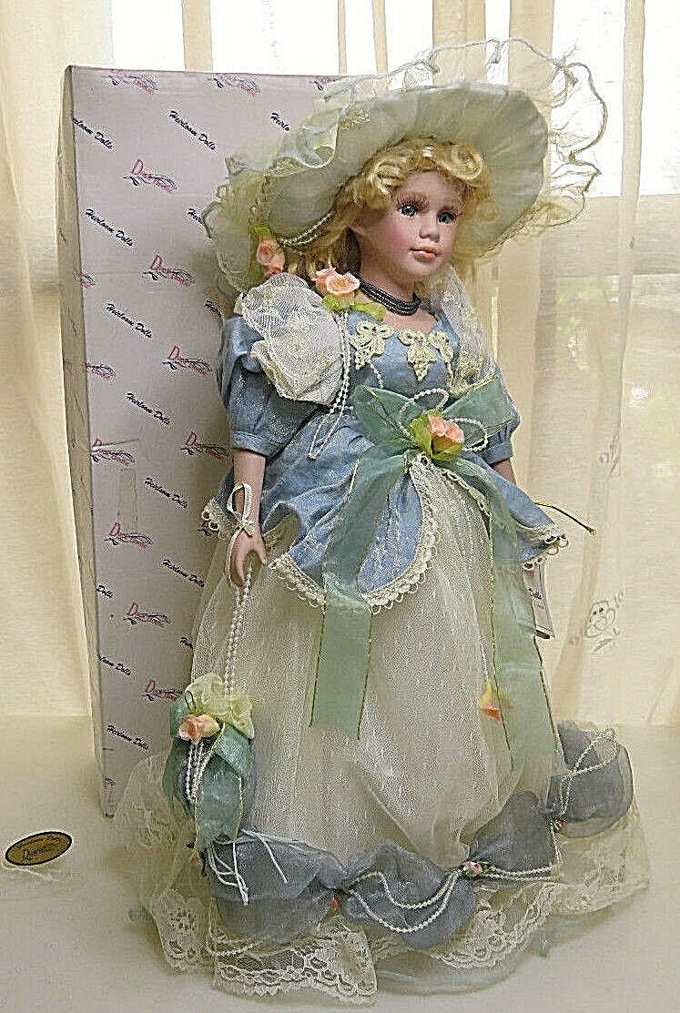 duck house heirloom dolls green dress NIB PORCELAIN DOLL RACHEL w/ TAG, STAND, BOX 20