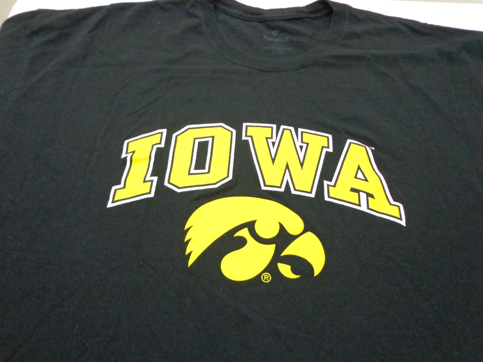 owa Hawkeyes schwarzes T-Shirt Größe 4XL Marke Fanatics