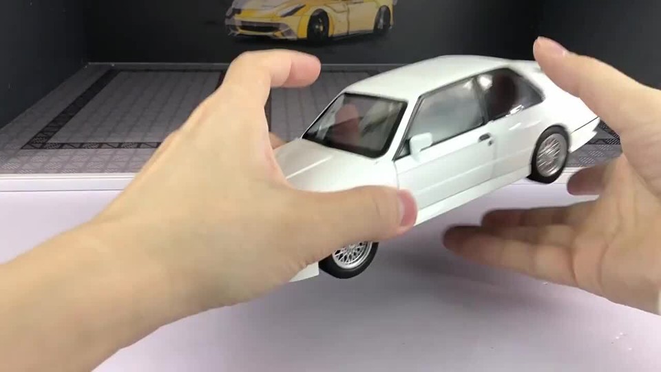 LEO 1:24 BMW M3 E30 Diecast Model Car Alloy Cars Toys Collection Gift For Kids Boy Girl I3206723582