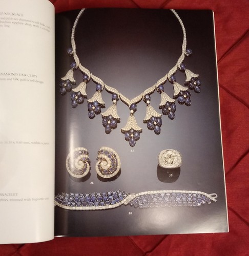 Christie's Magnificent Jewels Sold to Benefit Mayo Foundation for Medical 1995 - Picture 4 of 7