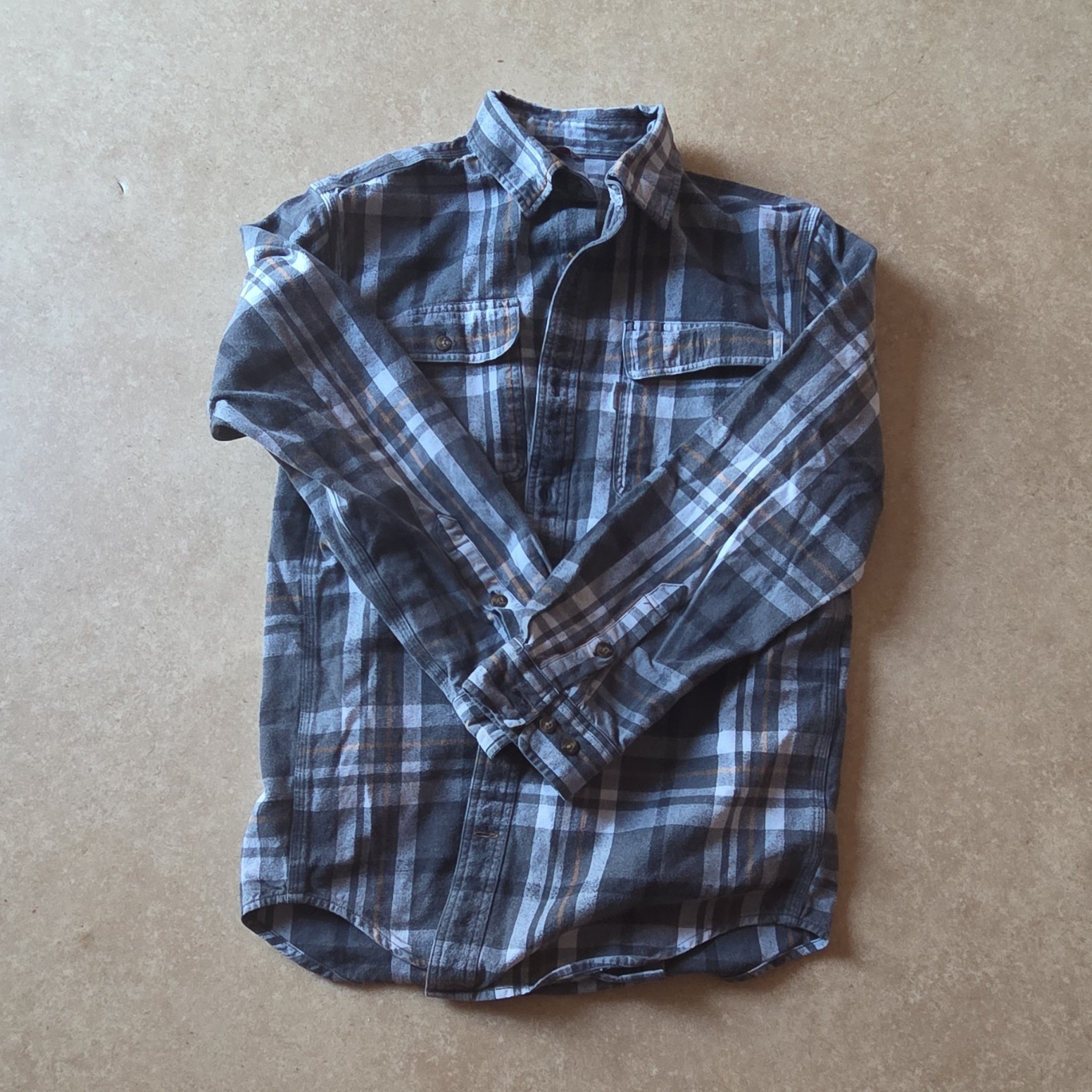 Carhartt Gray White Plaid Flannel Long Sleeve Button-Up Shirt Men's M Pockets