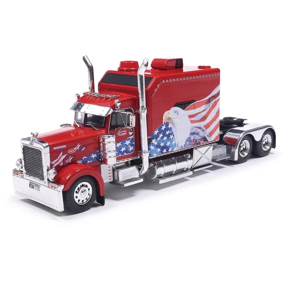 Peterbilt 379 Custom Red 2002 1:64 Scale IXO Models 64TR016A