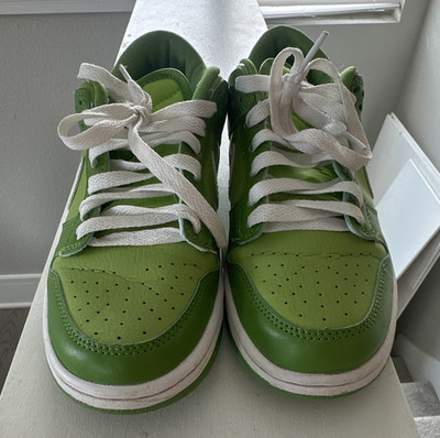 Nike Dunk Low Green/White Colorblock Low Top Lace-Up Athletic Sneakers
