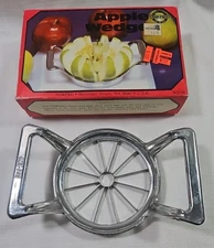 NorPro Apple Wedger / Corer Kitchen Tool, Vintage In Original Box! Made In USA