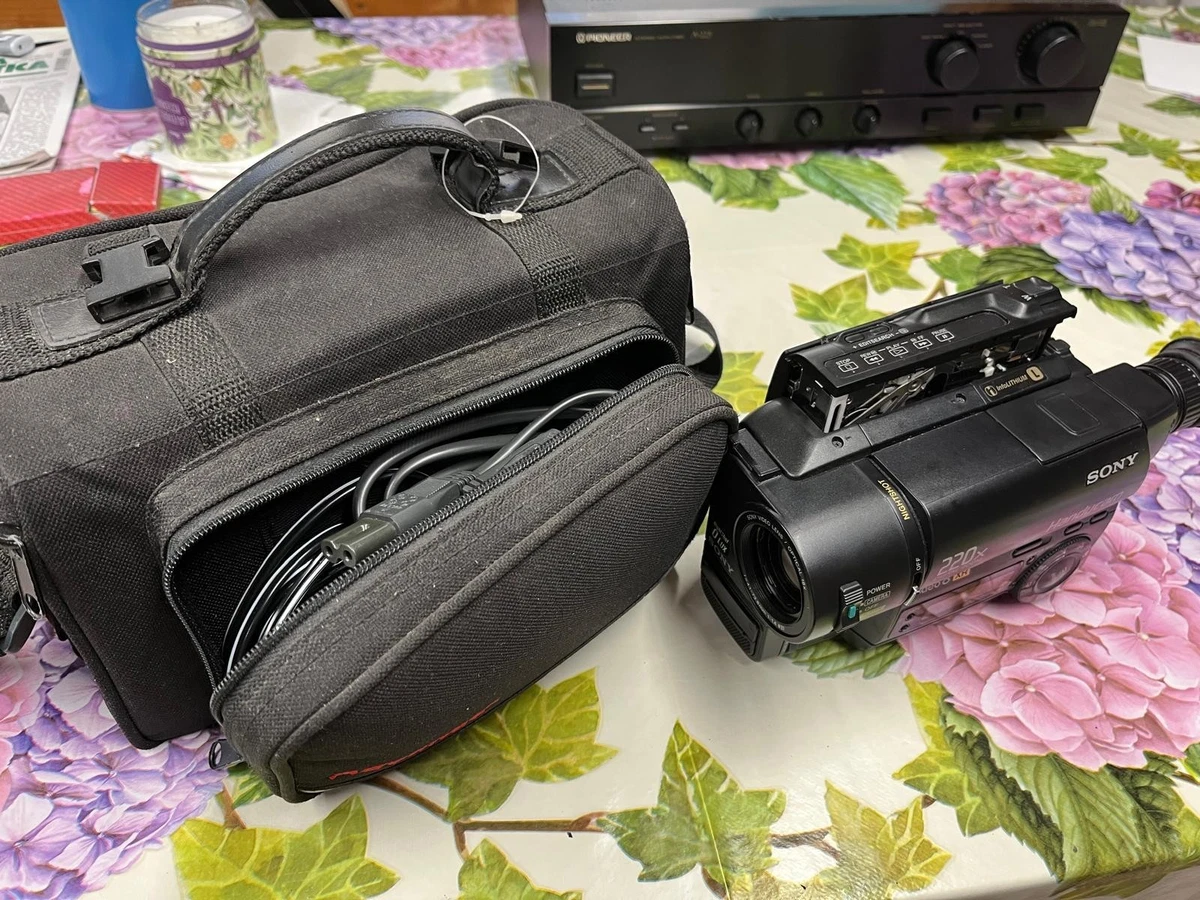 Sony Handycam CCD-TR415E PAL Video8 XR 220x Vintage Completa para Reparar