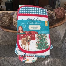 The Pioneer Woman Cheerful Rose Patchwork Kitchen Apron Gift Set NWT Christmas