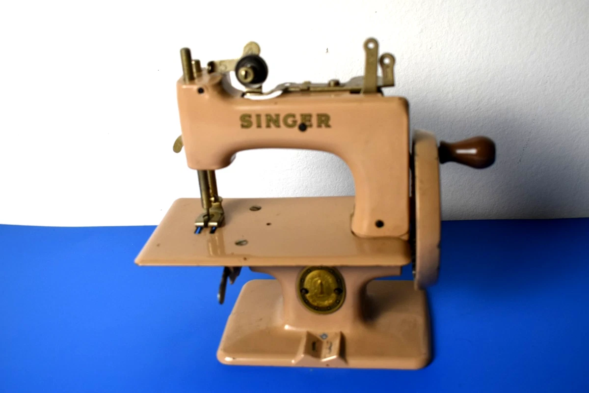 Collectible Sewing Machines for Sale - eBay
