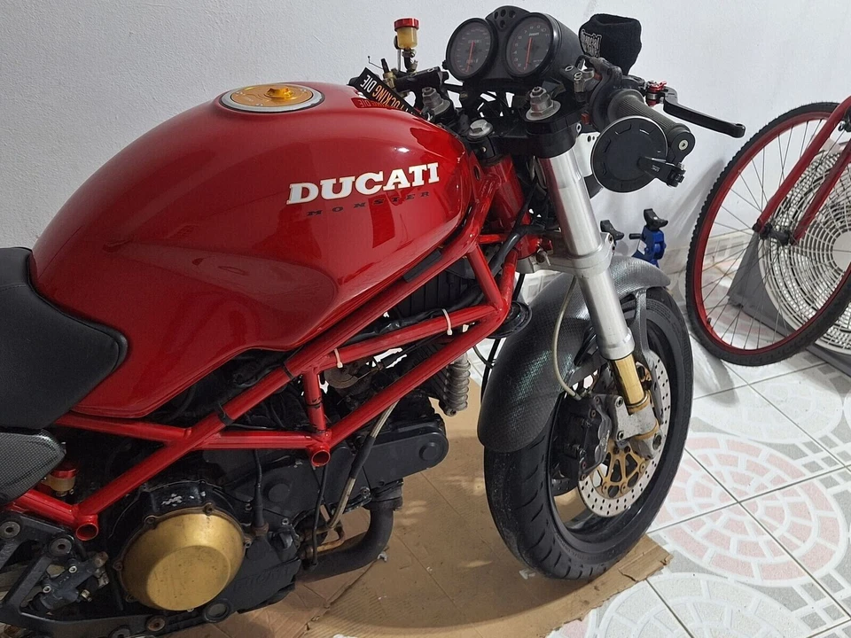 Calcomanías de tanque Ducati Monster M 600 750 900 años 90 plata oro X2 adesivi ステッ� Foto 2 de 4