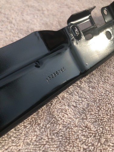 99-06 Silverado Sierra Yukon Front Door Sill Bracket 15177752 15286766 OEM GM - Picture 3 of 6
