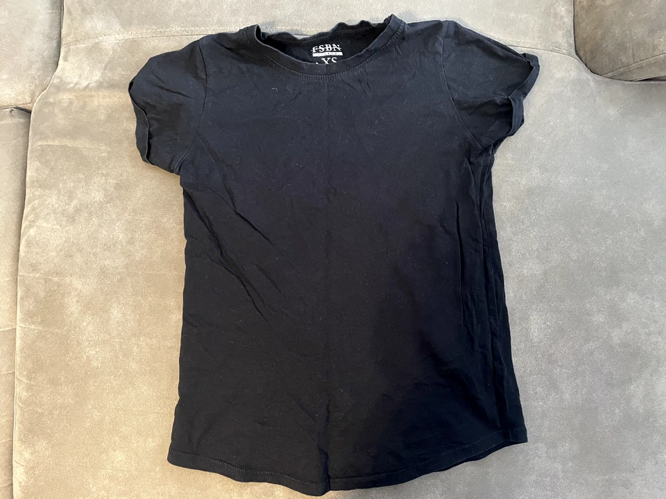 Schwarzes Tshirt Mädchen von New Yorker Größe M - Bild 1 von 1