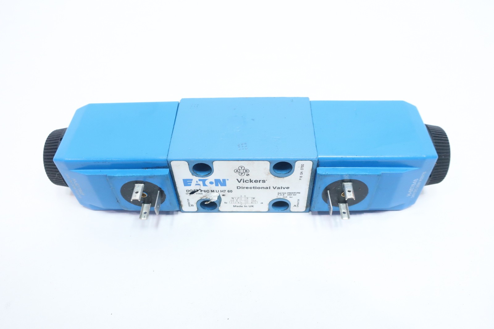 Eaton Vickers DG4V-3-6C-M-U-H7-60 Hydraulic Directional Valve 24v-dc 350bar