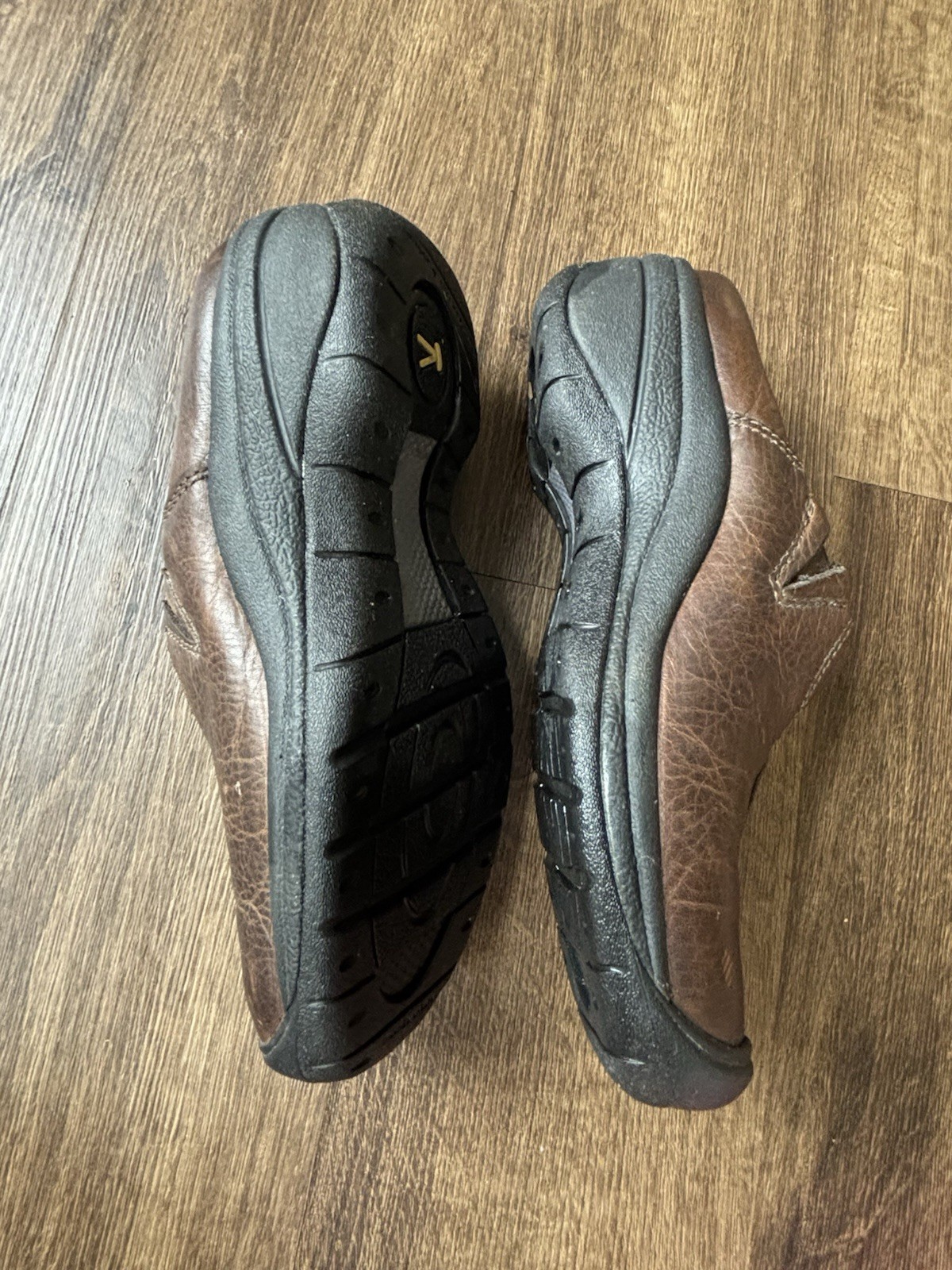 Scarpe comode KEEN donna taglia 6 zoccoli in pelle schiena aperta slip on marrone usurate