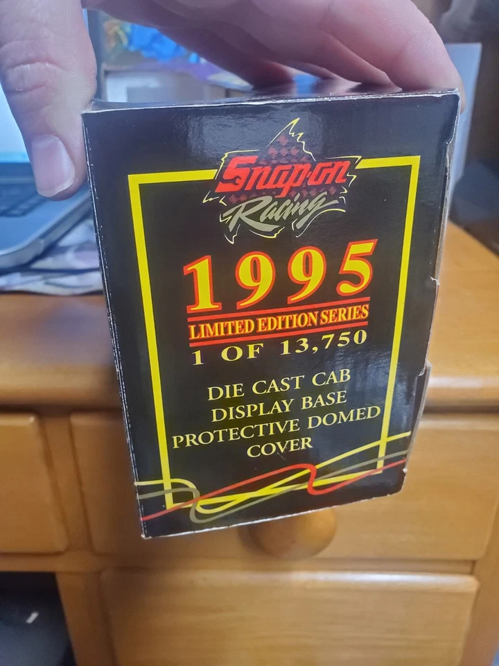 1995 1/64 Scale Ford Aeromax Snap On Racing Transporter Diecast 1 Of 13,750 - Image 3 of 4