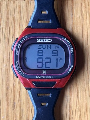 Seiko prospex sport runner solar red digital s690-00a0 great condition