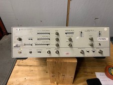 Hewlett-Packard HP/Agilent 8082A 250MHz Dual-Output Pulse Generator