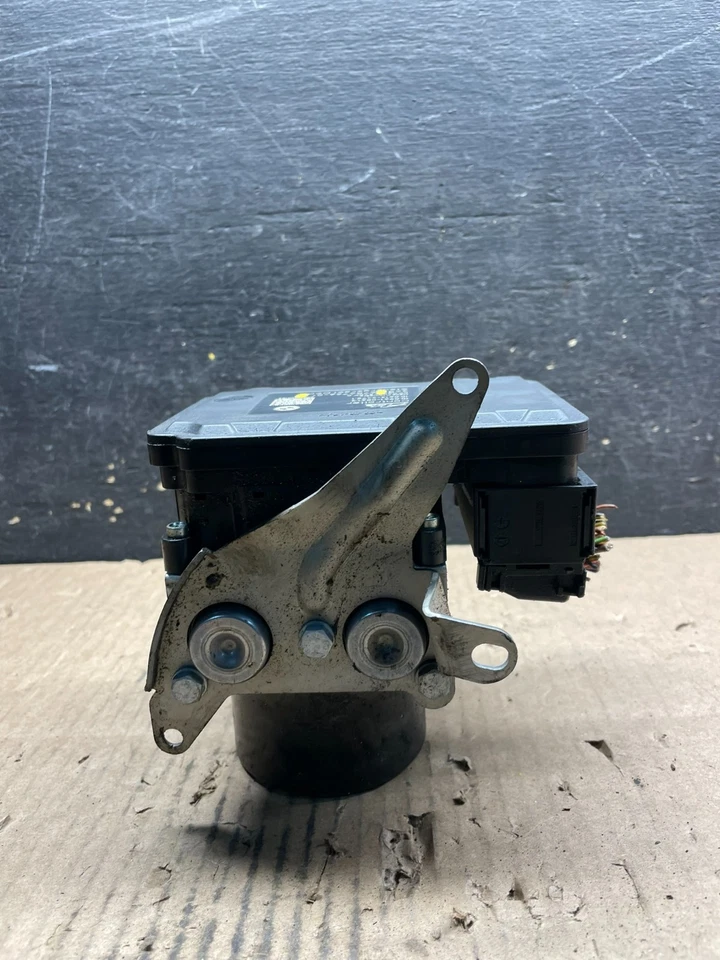 2007 2008 BMW 135i ABS Anti Lock Brake Pump 6784766-01 U9519 DG - Image 3 of 4