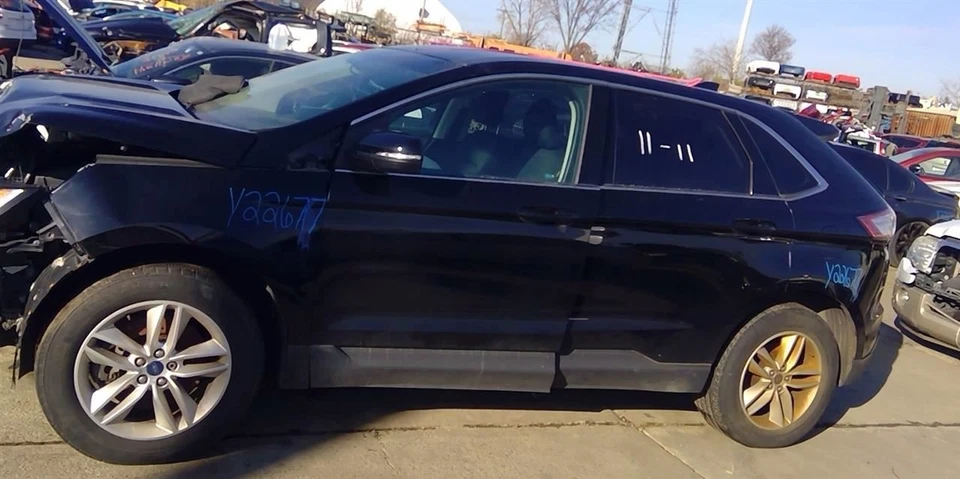 15 16 2017 18 Ford Edge SE Passenger RH Tail Light Lamp | Quarter Mounted - Image 4 of 4