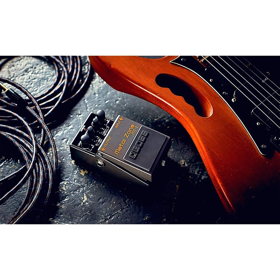Boss MT-2 Metal Zone Effects Pedal - Image 3 of 4