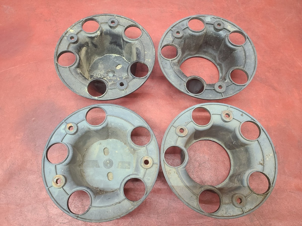 1983-1994 Ford Explorer Ranger Bronco 4x4 Center Cap E2TA