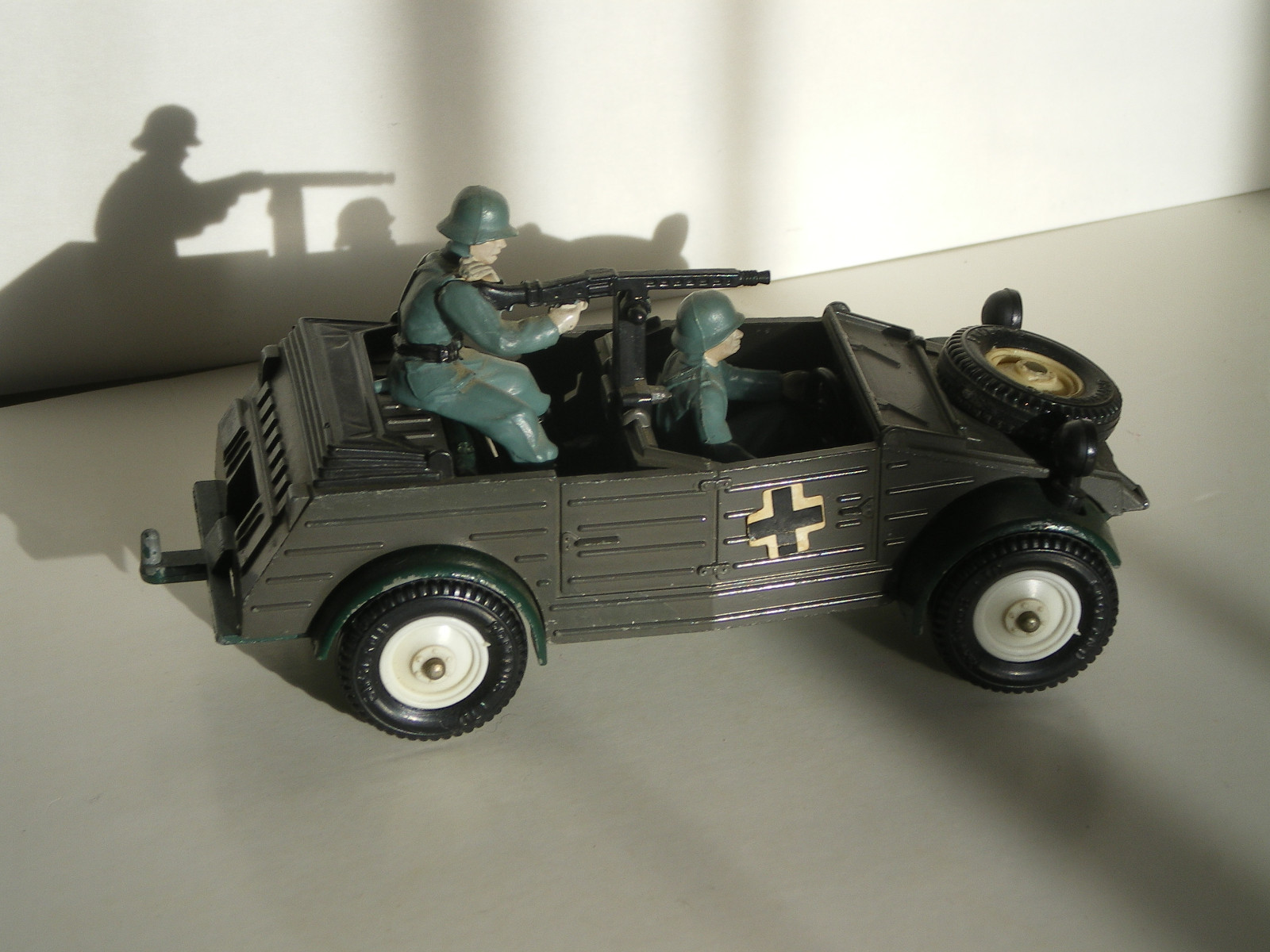 William Britains Deetail-alemán Scout Car-Catálogo Llantas de 1970s No.9783 - blancooo William Britains Deetail-alemán Scout Car-Catálogo Llantas de 1970s No.9783 - blancooo