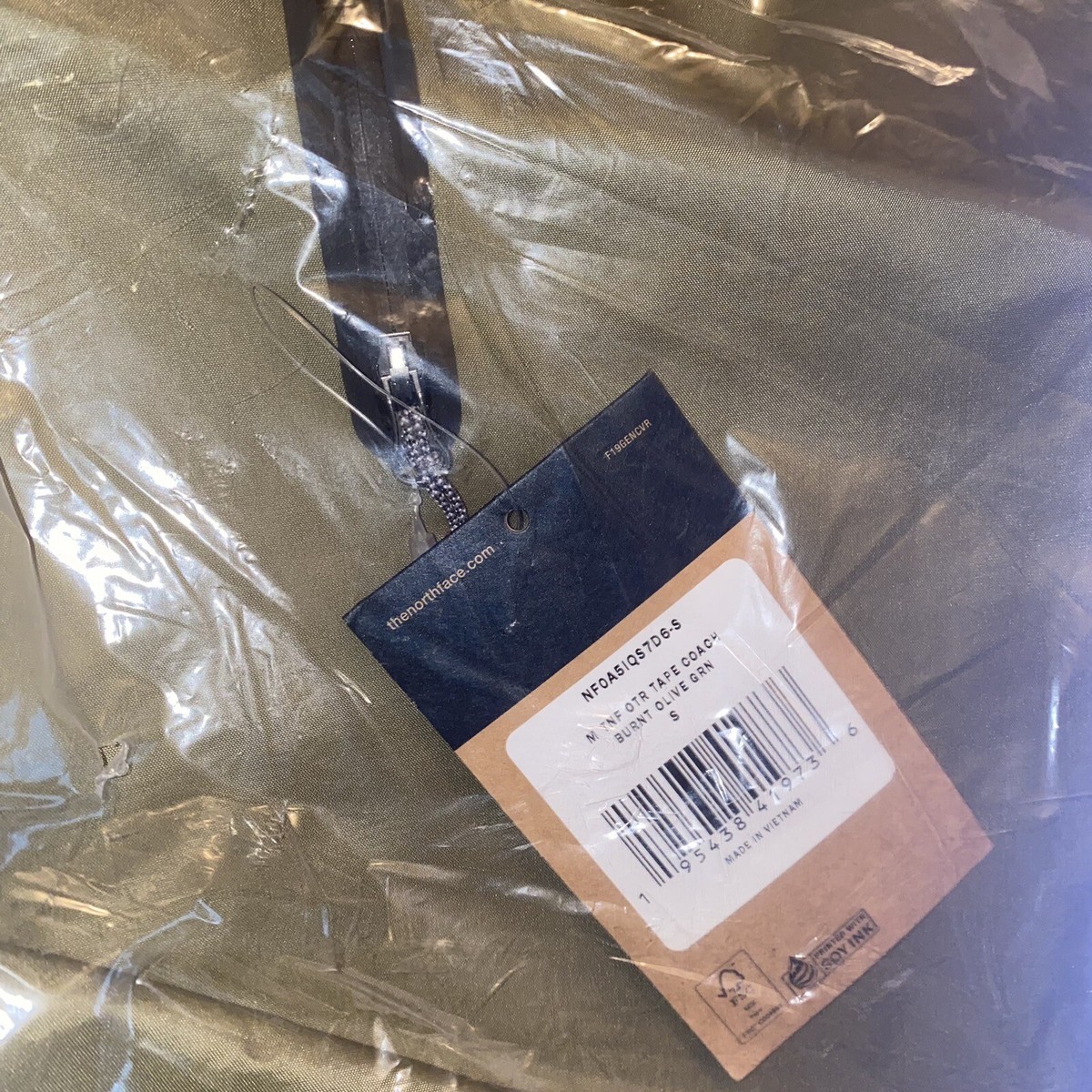Supreme The North Face Summit Series Outer Tape Seam Coach Supreme The North Face Summit Series Outer Tape Seam Coach
