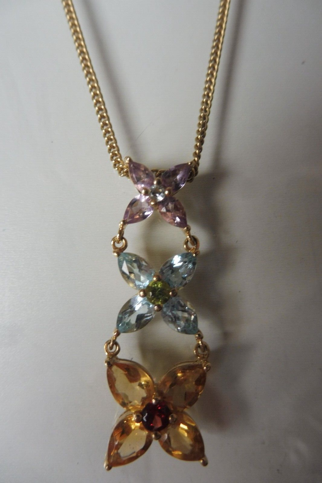 Exquisite 925 Silver Plated Chain Pendant with Cut Stones