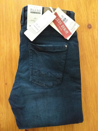 NWT BLEND - JET SLIM LEG 27\