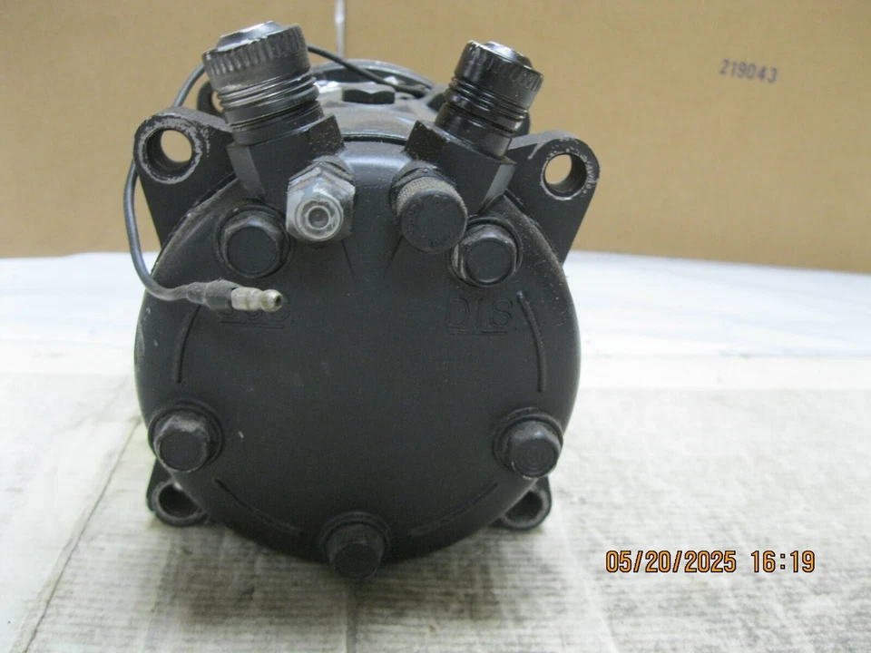A/C Compressor-Compressor R060101A Reman fits 85-88 Autocar ACL - Image 3 of 4