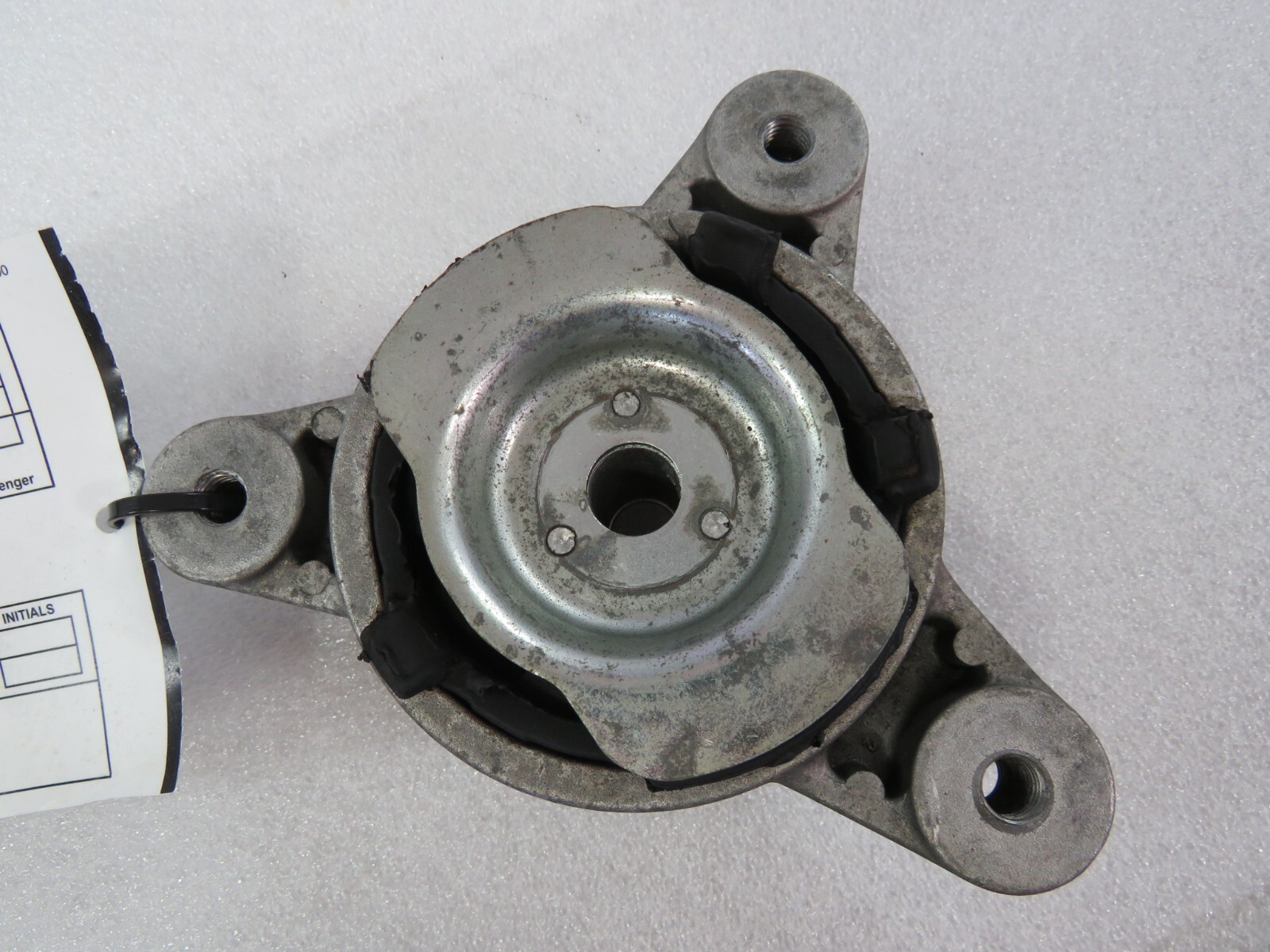Maserati Quattroporte, Transmission Mount, Used, P/N 675000031