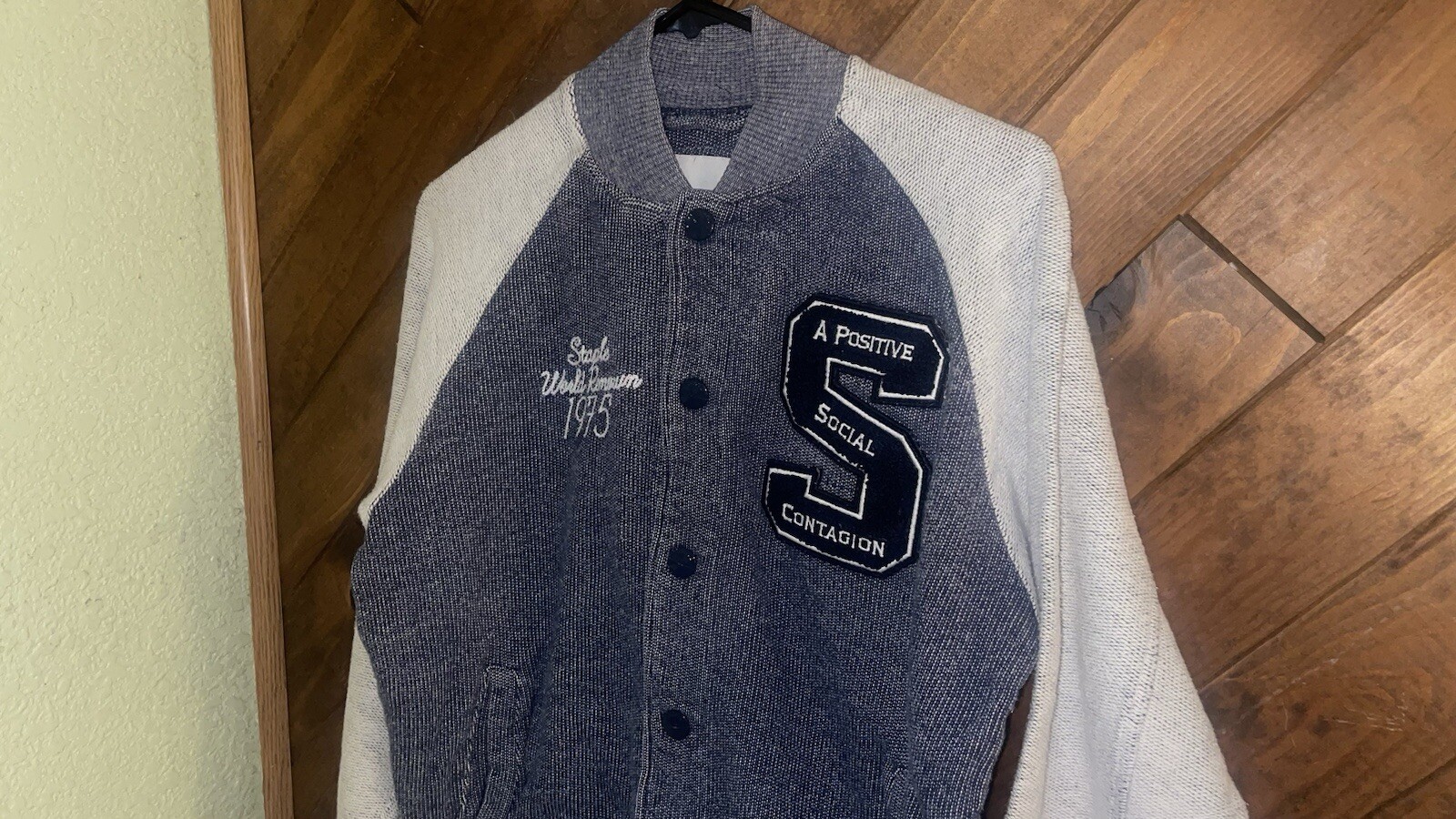 Picture 12 of 24