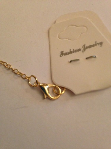 Red Black or White Heart pendant On Gold Tone With 17" Link Chain necklace UK - Picture 3 of 6