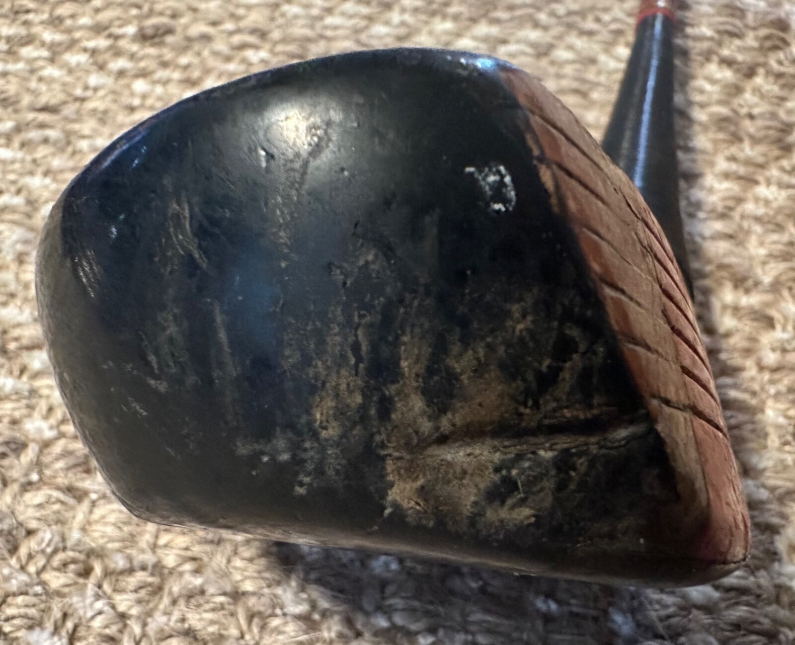 как выглядит PAIR OF VINTAGE GOLF CLUBS SPALDING PERSIMMON 2 1/2 and 3 WOOD REGISTERED A84675 фото