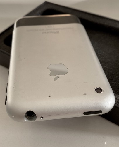 #210  Apple 1st Gen iPhone 2G 8GB MA712LL/A - iOS 1.1.2 - UNLOCKED Excellent - Picture 8 of 12