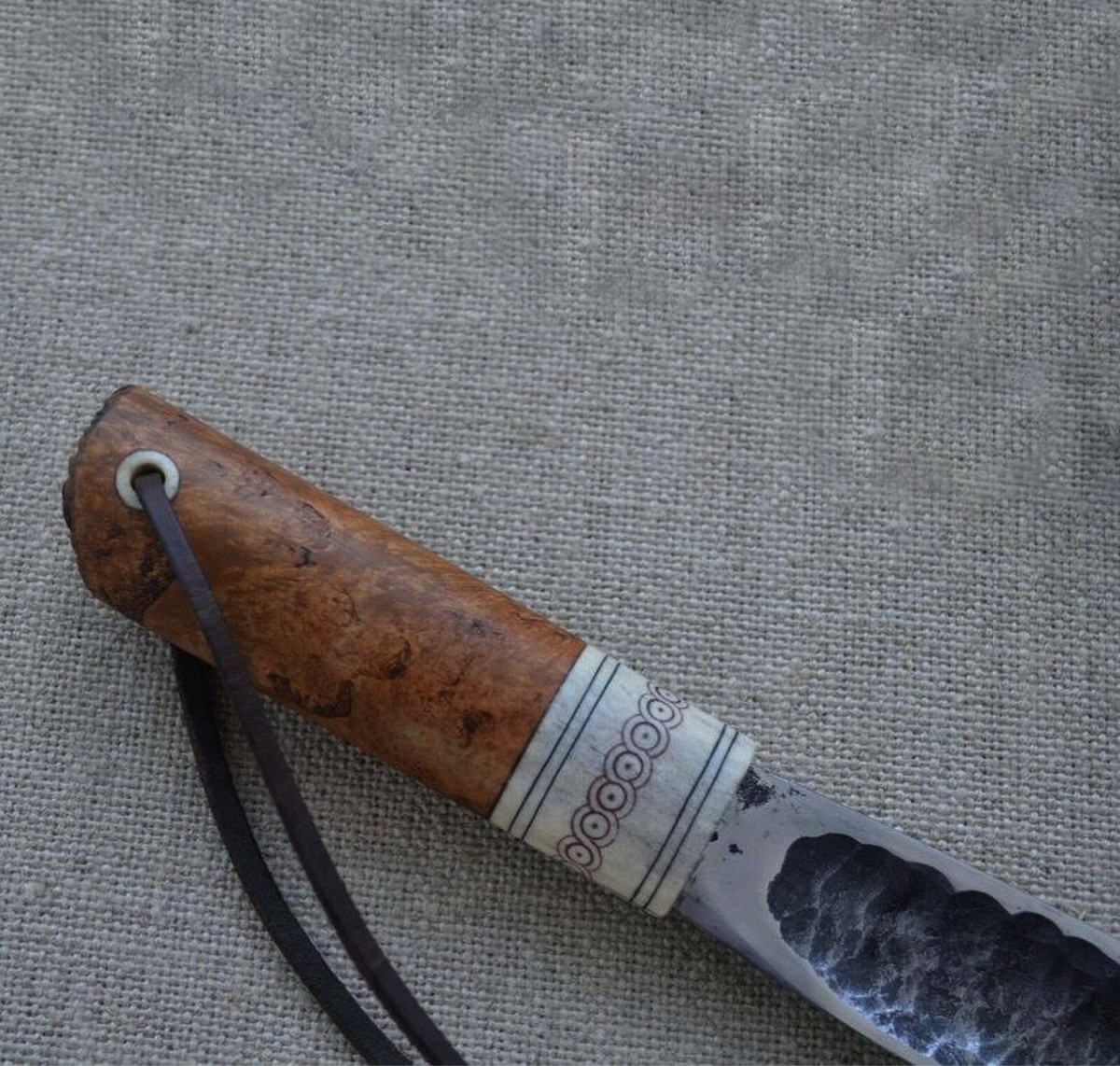 ヤクートナイフ　Yakut knife Yakut knife, Hand forged Convex Edge traditional Yakutia knife