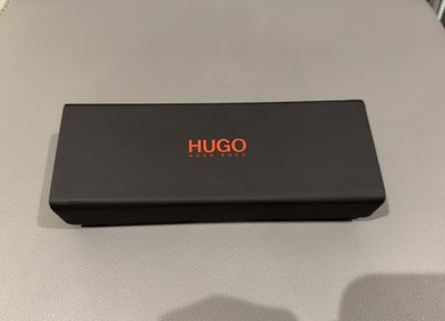Hugo Boss optisches Brillenetui mit Putztuch