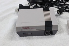 Nintendo NES Classic Edition Mini Console w/ Controller & Cables Genuine CLV-001