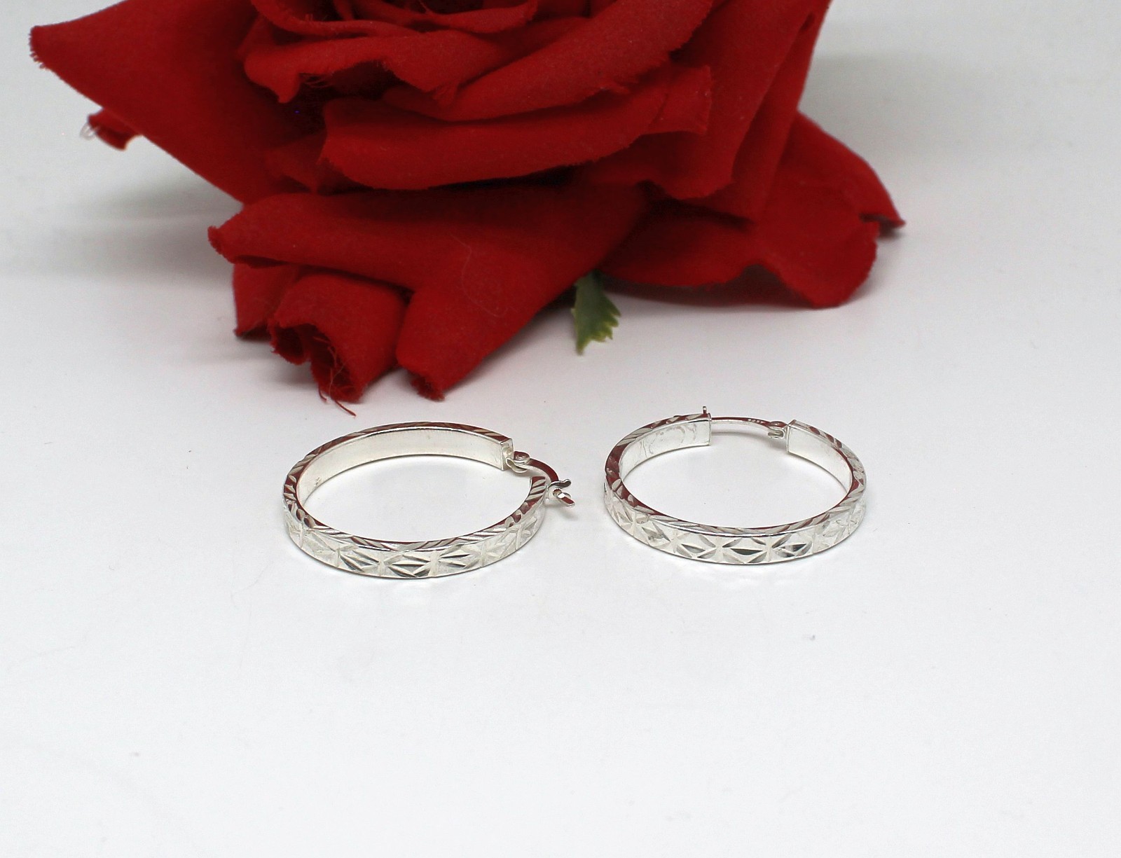 Sterling Silver Diamond Cut JTV  Pierced  Hoops Earrings 3.66g Cat RESCUE