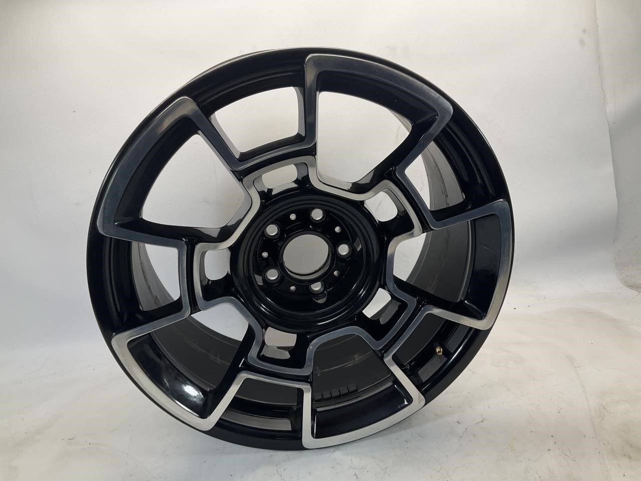 10-20 Rolls Royce Ghost RR4 Wheel Rim R21x9-1/2 ET 33 OEM B