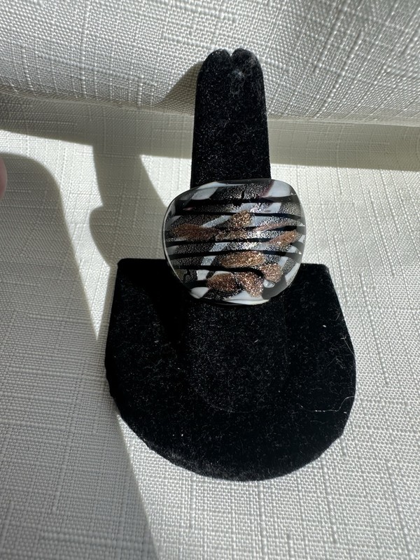 Murano Hand Blown Glass Ring/size 7.5-7.75