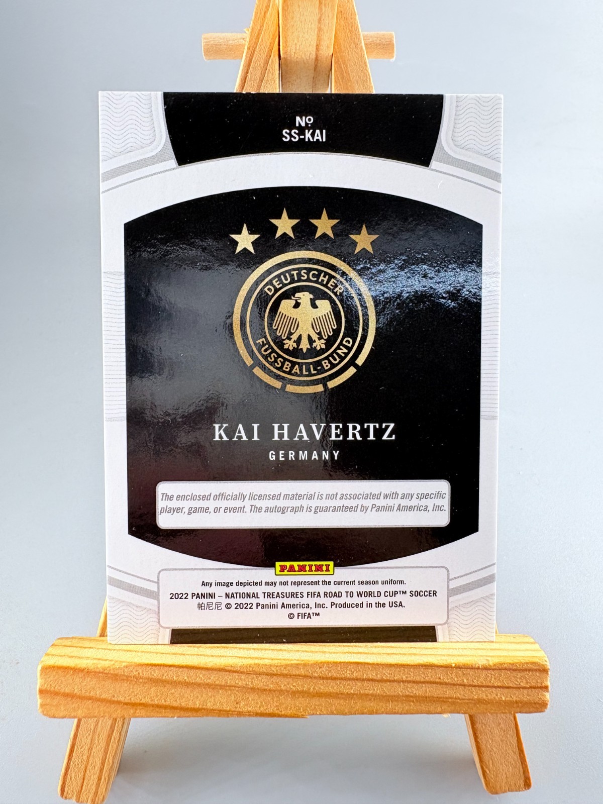 2022 National Treasures Germany Kai Havertz Patch Auto 5/7 jersey number view 2
