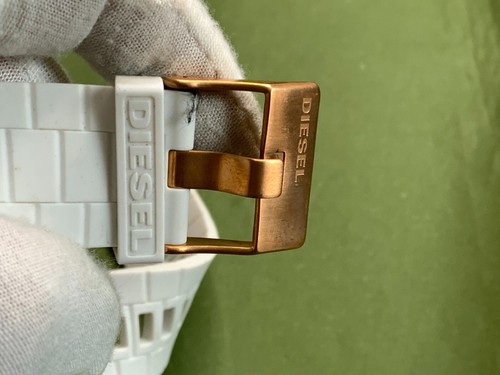 Reloj de cuarzo para hombre Sampie Diesel DZ1572 Rasp Nsbb esfera blanca tono blanco plástico - Imagen 14 de 18