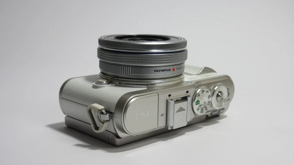 📷💥Olympus Pen E-PL9 weiss mit Objektiv 14-42mm💥📷 - Bild 3 von 4