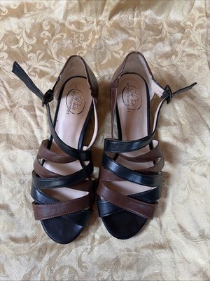 Life Stride Simply Comfort Womens Strappy Sandals 7.5 Black Brown