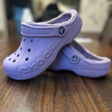 Crocs Classic Lined Clogs Lavender Light Purple Fuzzy Warm Woman's 6 Men 4