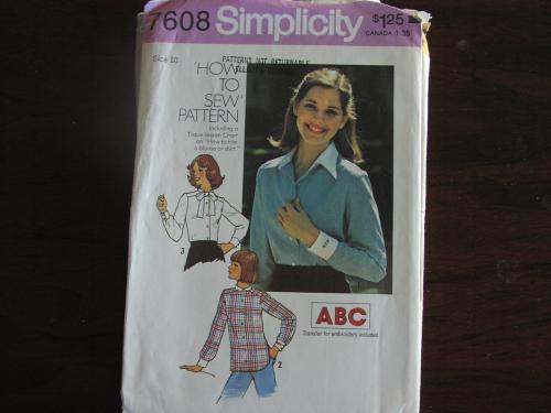 7608 Vintage Simplicity Sewing Pattern Blouse Top Shirts 10 1970's - Picture 1 of 2