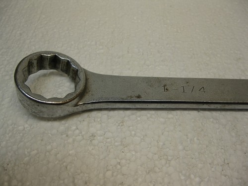 Mac tools 1-1/4" Combination Wrench 12 Point CL40 USA Nice! - Picture 4 of 12