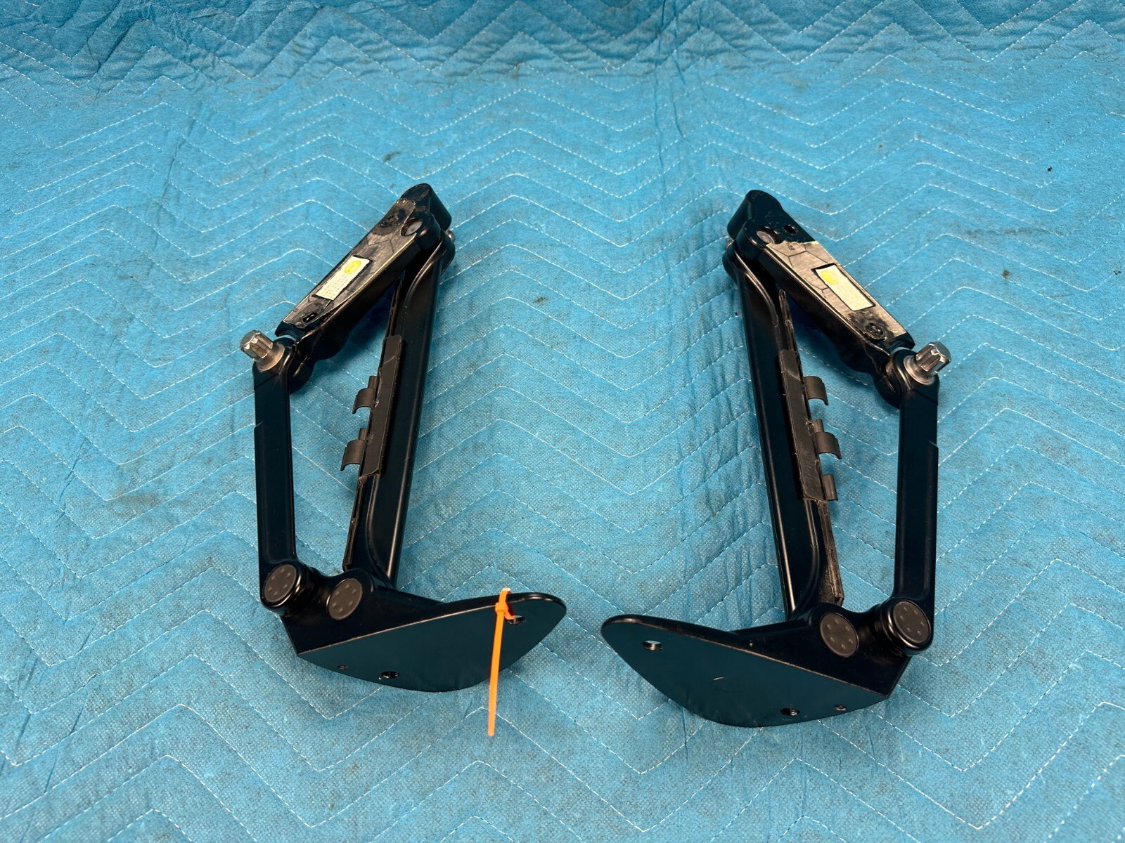 Bentley Cont Flying Spur Trunk Luggage Lid Hinges RH&LH Pair 29k 2006-2012 OEM