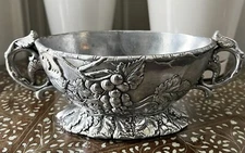 Vintage 1990s Arthur Court Grapevine Motif Aluminum Gravy Boat/Serving Bowl