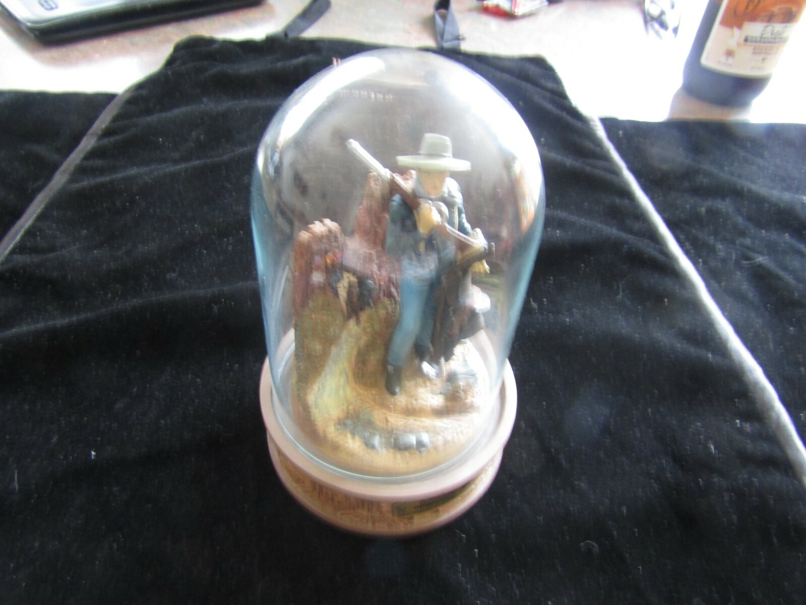Picture 1 of 4
